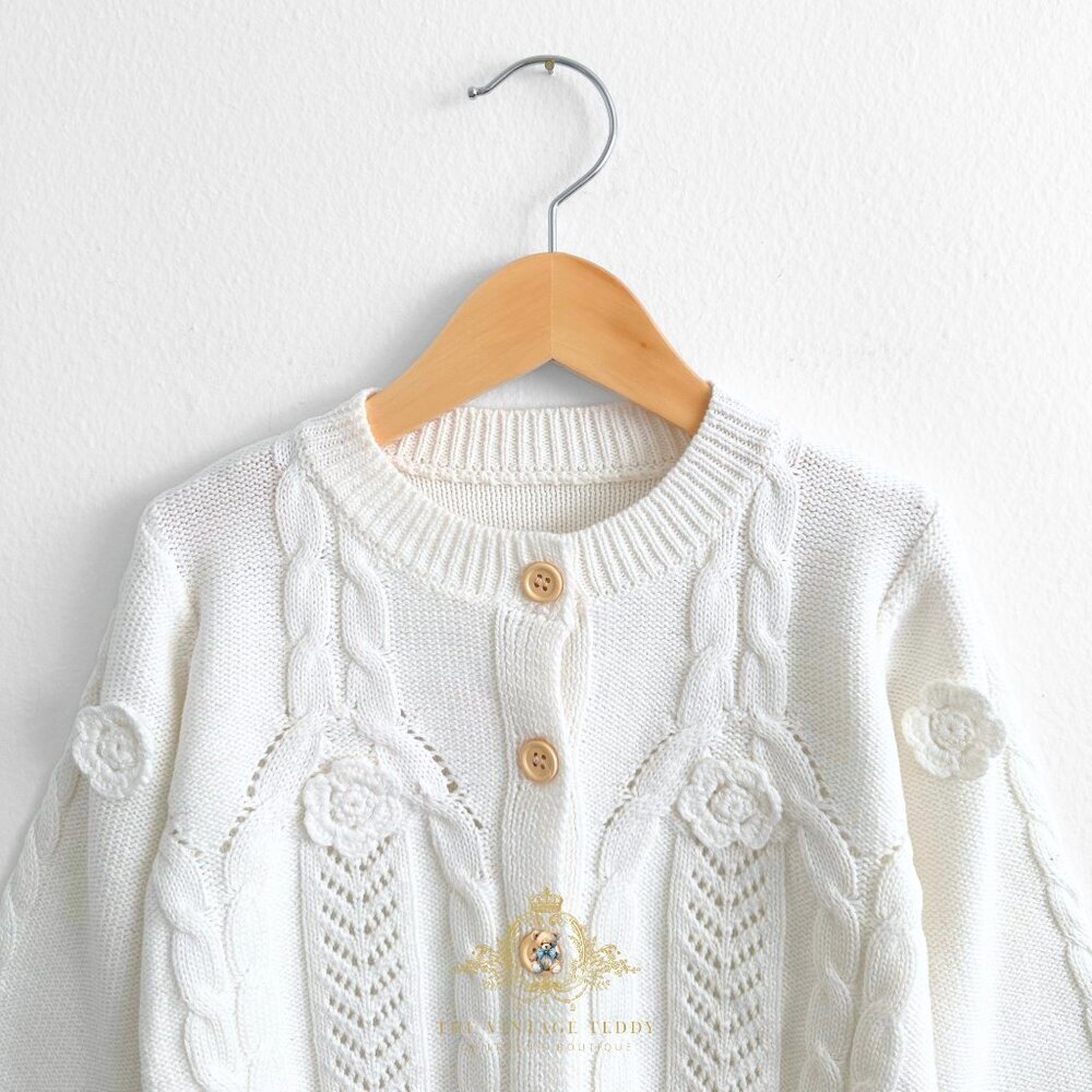 NWT Lovely Girls Cardigan Sweater Knitted Long Sleeve Flower Design White 2-3T - Picture 3 of 4